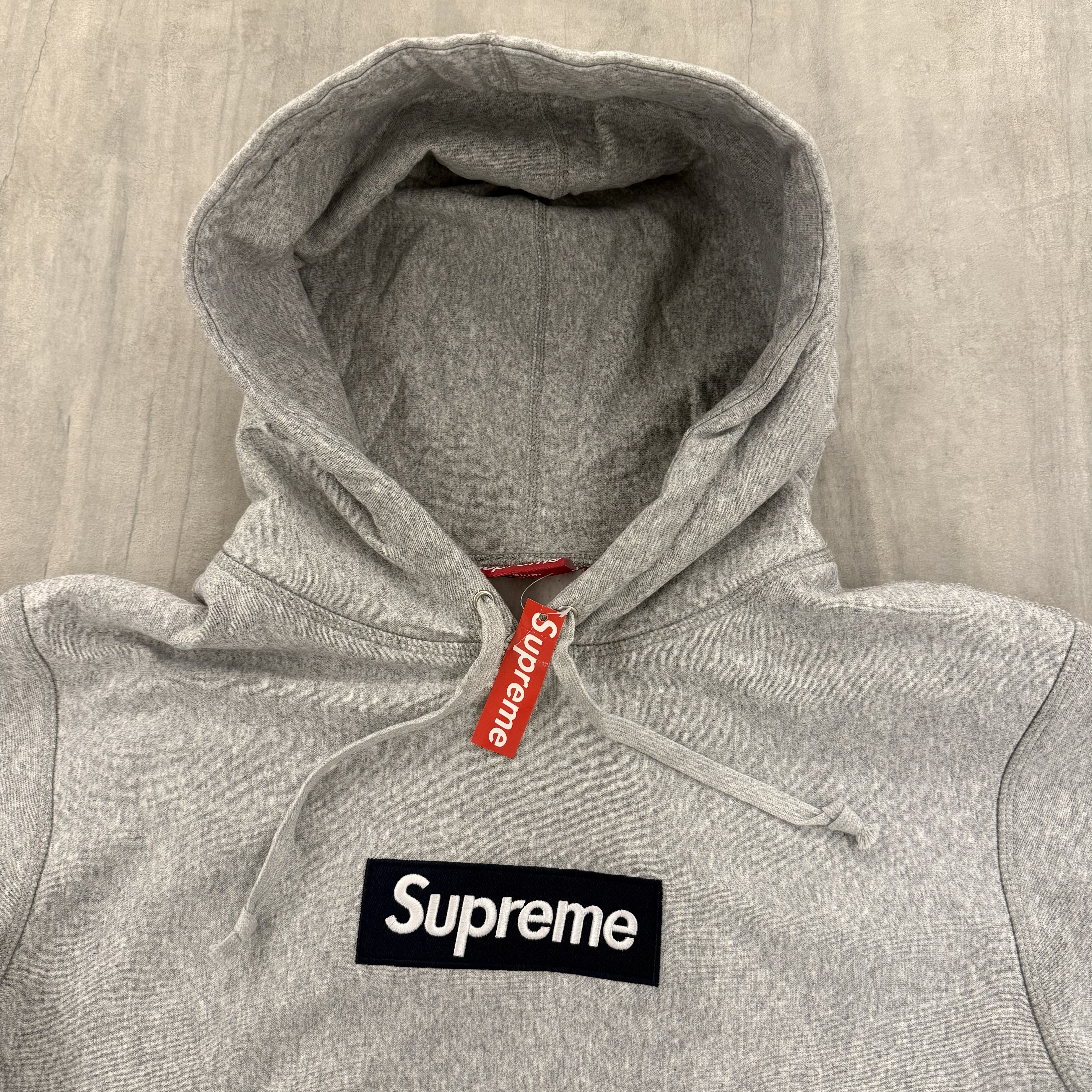 Imagen 2 de Supreme Box Logo Hoodied Grey