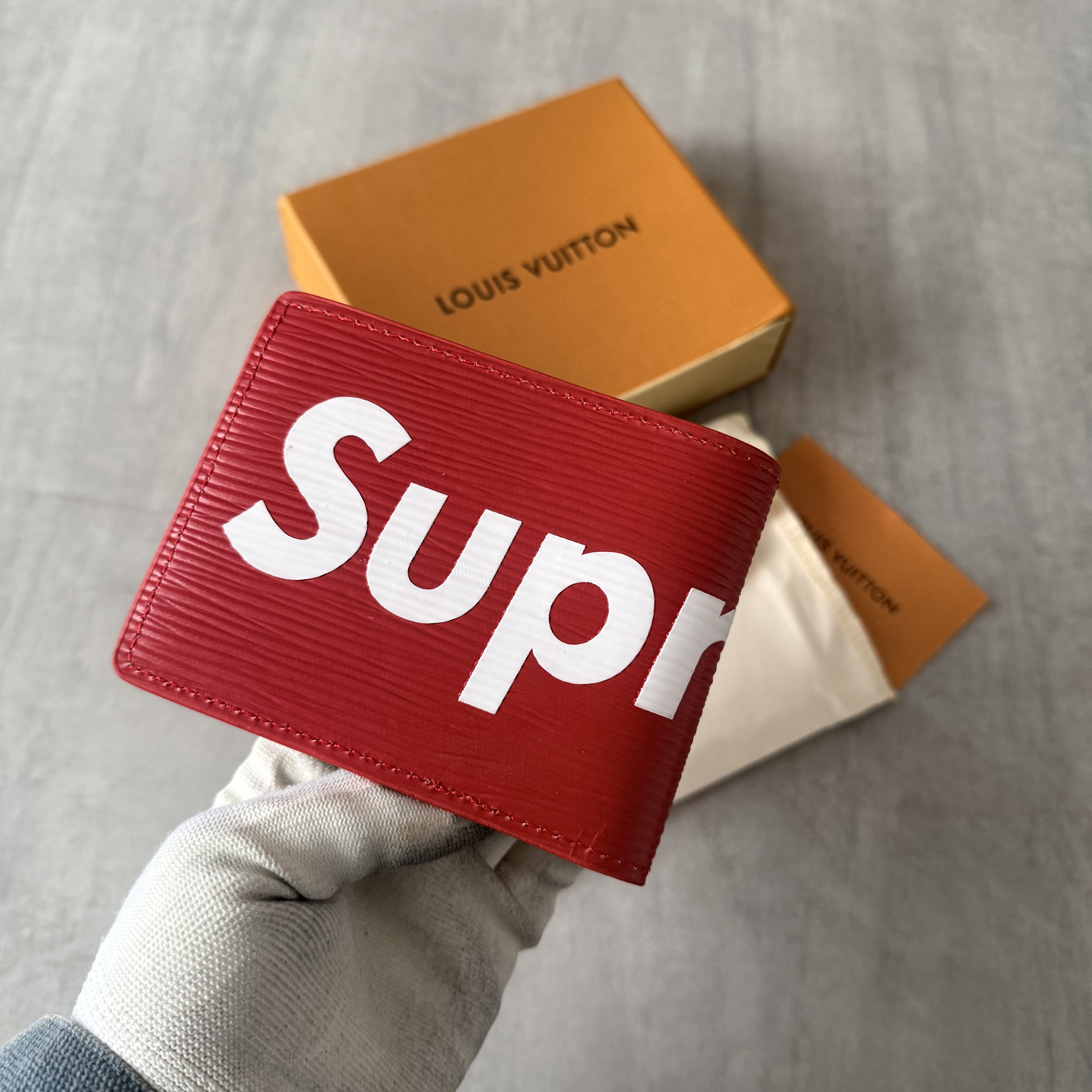 Imagen 2 de Supreme x Louis Vuitton Wallet