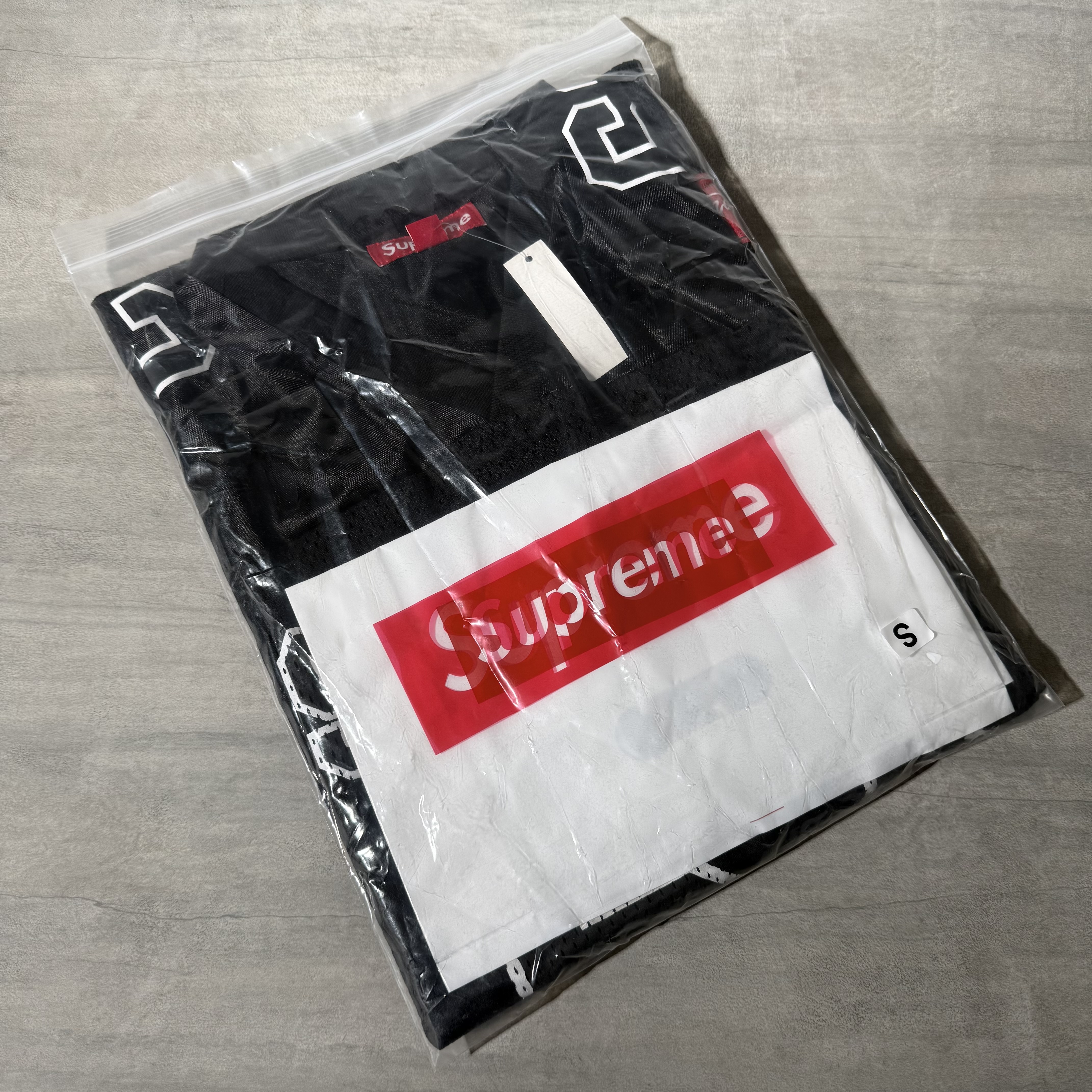 Imagen 4 de Supreme Bones Football Black Jersey